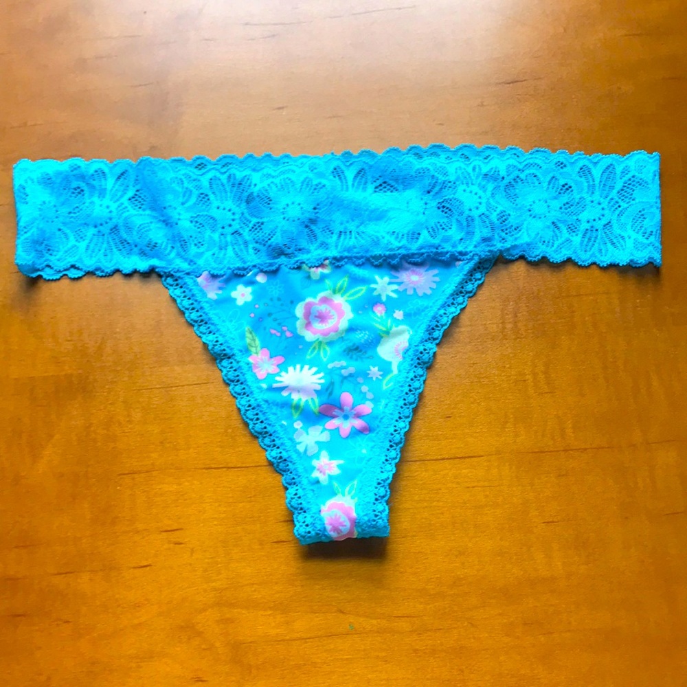 No Boundaries thong panty